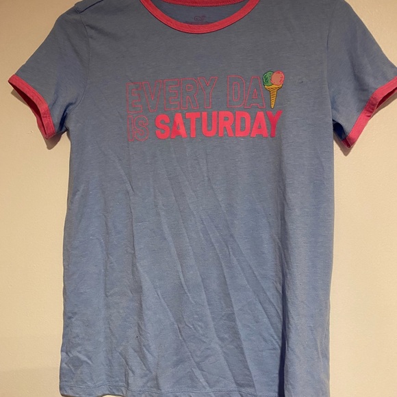 Vineyard Vines blue and pink short sleeve - Picture 1 of 3